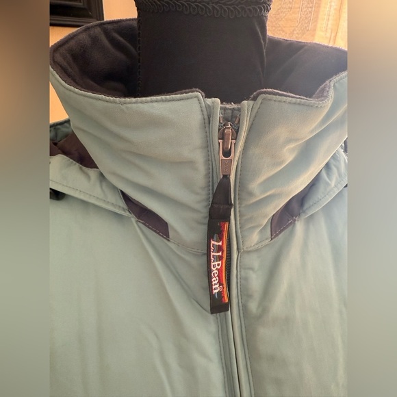 LL Bean Jacket Women’s Size M Green/Gray Outdoor Insulated Soft Shell Hooded Ski - Picture 3 of 16